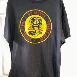Bioworld Cobra Kai Graphic T-Shirt Mens XL Big & Tall Black Crewneck